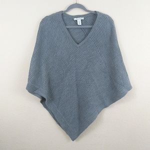 WHBM Ribbed V-neck Grey Poncho Sweater XS